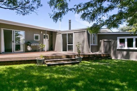 Photo of property in 2 Laughton Street, Taupo, 3330