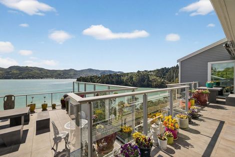 Photo of property in 303 Marine Drive, Charteris Bay, Lyttelton, 8971