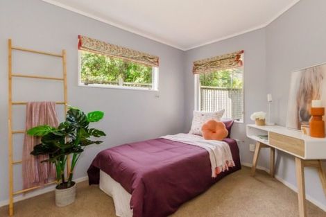 Photo of property in 18 Kohutuhutu Road, Raumati Beach, Paraparaumu, 5032