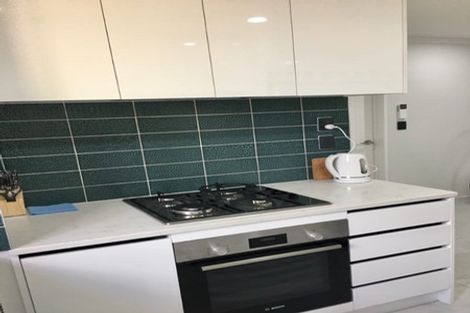 Photo of property in 425d Great South Road, Opaheke, 2113