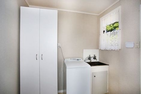 Photo of property in 11 Hunua Road, Papakura, 2110