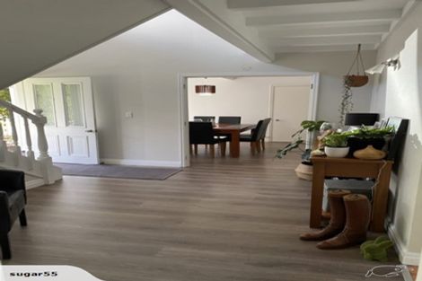 Photo of property in 2/132 Nile Road, Milford, Auckland, 0620