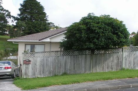 Photo of property in 25 Loughanure Place, Massey, Auckland, 0614