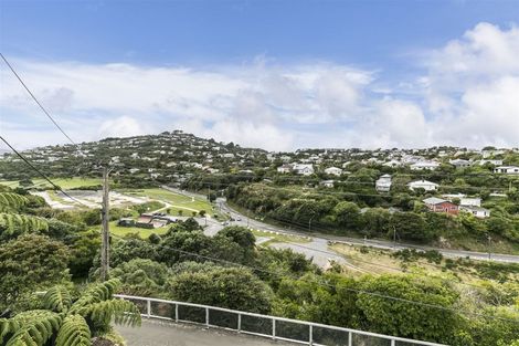 Photo of property in 8 Paisley Terrace, Karori, Wellington, 6012