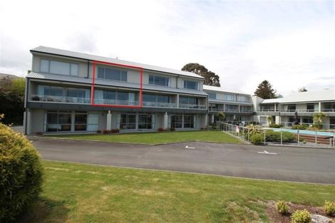 Photo of property in 300 Lake Terrace, Two Mile Bay, Taupo, 3330