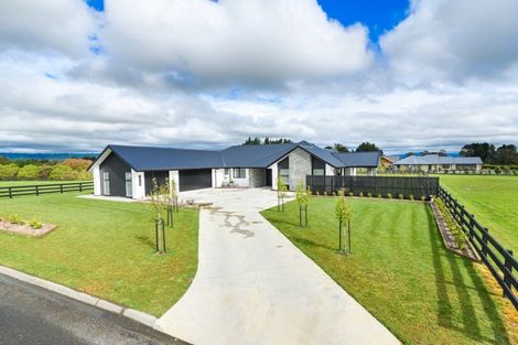 Photo of property in 65 Hartwell Drive, Kelvin Grove, Palmerston North, 4470