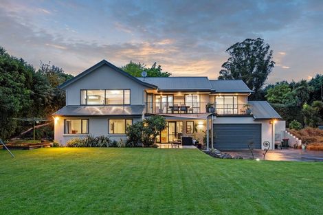 Photo of property in 32 Hyndhope Road, Kennedys Bush, Christchurch, 8025
