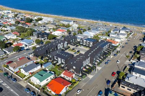 Photo of property in 11a Cuba Street, Petone, Lower Hutt, 5012
