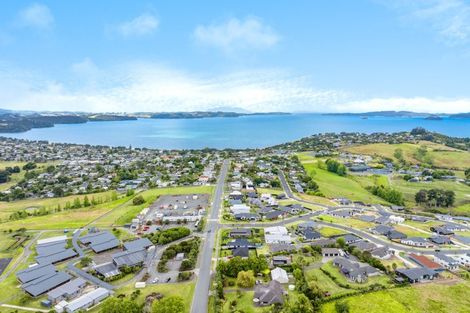 Photo of property in 13 Kia Kaha Drive, Snells Beach, 0920