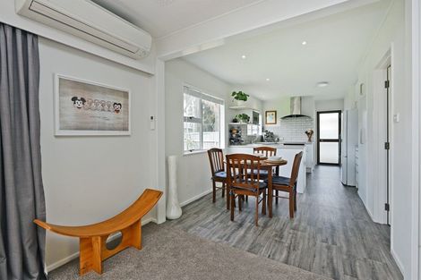 Photo of property in 46 Anderson Road, Taradale, Napier, 4112