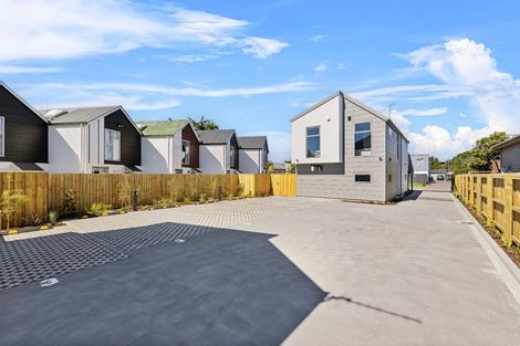 Photo of property in 65 Thackeray Place, Waltham, Christchurch, 8023