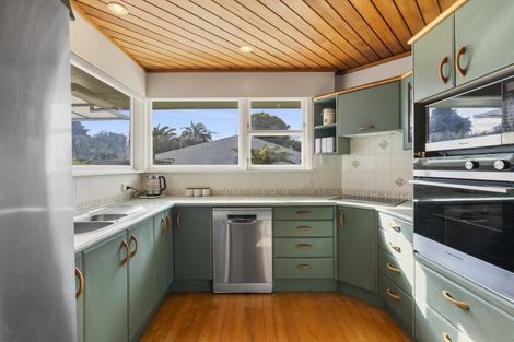 Photo of property in 261 Ngatai Road, Otumoetai, Tauranga, 3110