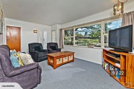 Photo of property in 23 Ellice Road, Totara Vale, Auckland, 0629