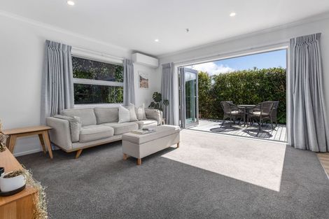 Photo of property in 46 Nimmo Avenue West, Waikanae, 5036