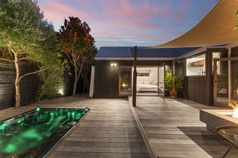 Photo of property in 59 Calluna Crescent, Totara Heights, Auckland, 2105
