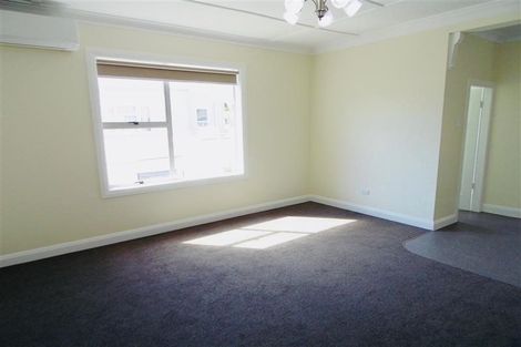 Photo of property in 14 Calvert Road, Moturoa, New Plymouth, 4310