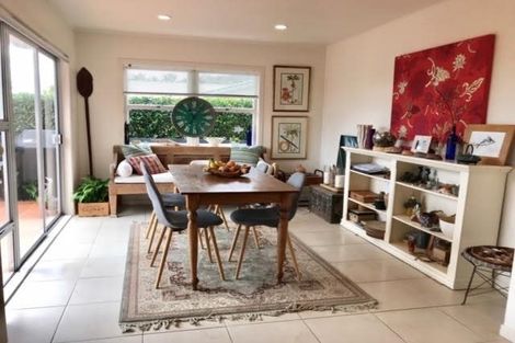 Photo of property in 75 Park Rise, Campbells Bay, Auckland, 0630