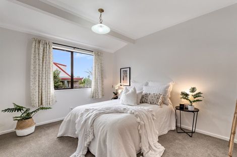 Photo of property in 18 Taylor Street, Ohauiti, Tauranga, 3112