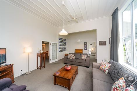 Photo of property in 30 Signal Street, Marton, 4710