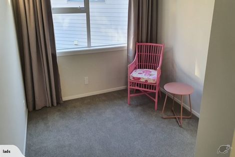 Photo of property in 20u7 Glanmire Road, Newlands, Wellington, 6037