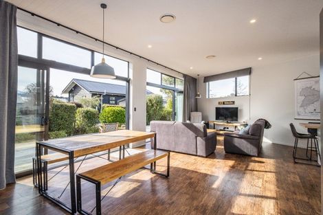 Photo of property in 10 Kowhai Heights, Ohakune, 4625