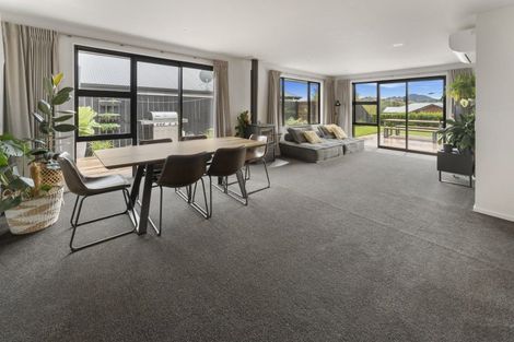 Photo of property in 11 Huntaway Close, Stoke, Nelson, 7011