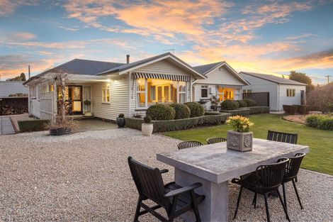 Photo of property in 2 Church Street, Amberley, 7410