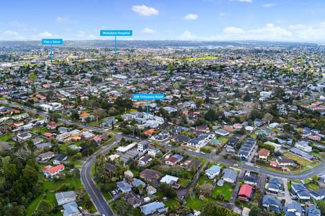 Photo of property in 32b Tirimoana Road, Te Atatu South, Auckland, 0602
