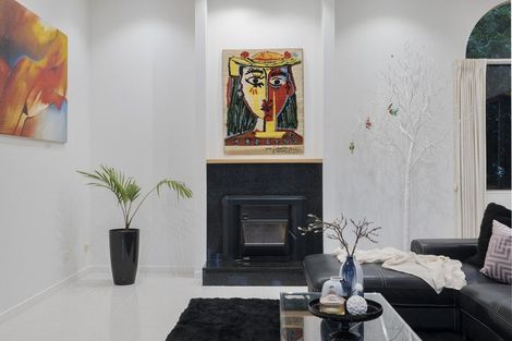 Photo of property in 9 Burgundy Park Avenue, Henderson, Auckland, 0612