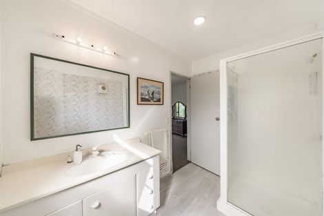 Photo of property in 14 Westhaven Drive, Tawa, Wellington, 5028