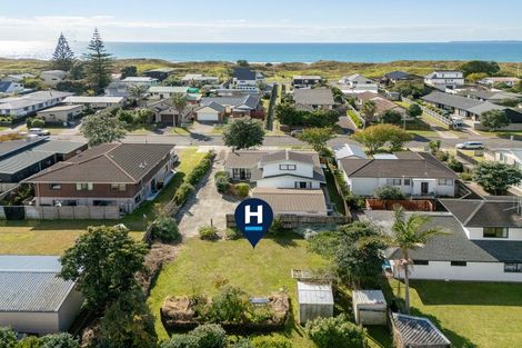 Photo of property in 122b Dickson Road, Papamoa Beach, Papamoa, 3118