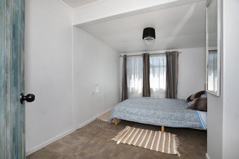Photo of property in 75 Punga Street, Tangimoana, 4822