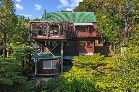 Photo of property in 37 Autumn Avenue, Glen Eden, Auckland, 0602