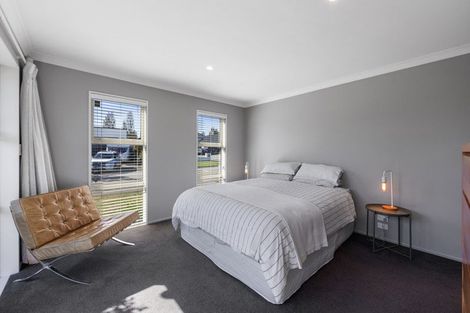 Photo of property in 4 Kawharu Street, Marshland, Christchurch, 8083