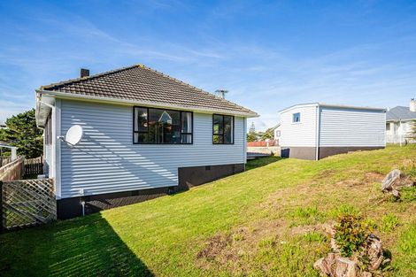 Photo of property in 1a Stephen Street, Tawa, Wellington, 5028