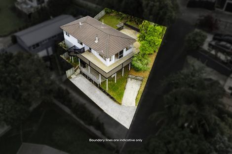 Photo of property in 69 Vandeleur Avenue, Birkdale, Auckland, 0626