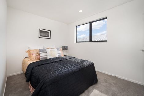 Photo of property in 3a Frontier Lane, Flat Bush, Auckland, 2019