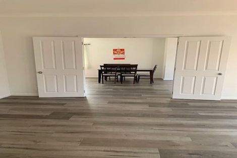 Photo of property in 2 Glastry Close, East Tamaki Heights, Auckland, 2016