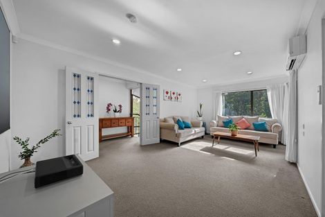 Photo of property in 4 Janome Place, Bucklands Beach, Auckland, 2014