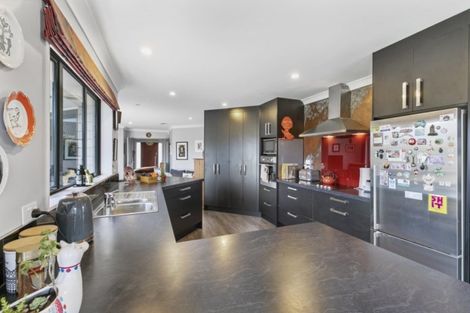 Photo of property in 3 Margaret Place, Waiuku, 2123