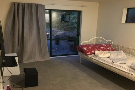 Photo of property in 16 Meynell Court, Glen Eden, Auckland, 0602