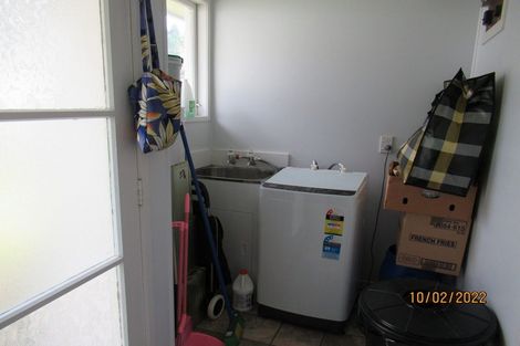 Photo of property in 25 Glenbervie Crescent, Massey, Auckland, 0614