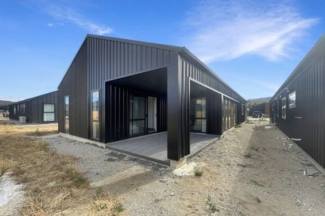 Photo of property in 12 Dotterel Lane, Cromwell, 9310