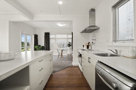 Photo of property in 9 Inglis Street, Mosgiel, 9024