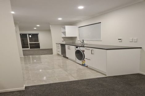 Photo of property in 49 Melksham Drive, Churton Park, Wellington, 6037