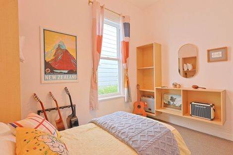 Photo of property in 53 Todman Street, Brooklyn, Wellington, 6021