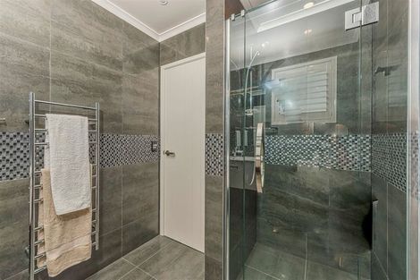 Photo of property in 4 Mayfly Lane, Hobsonville, Auckland, 0616