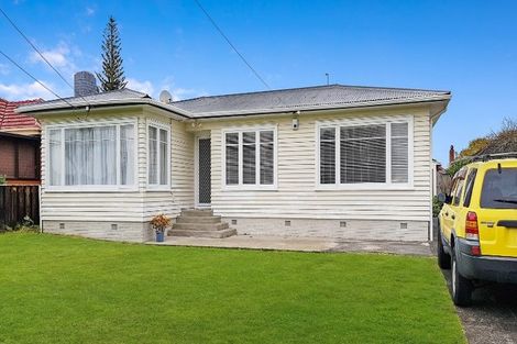 Photo of property in 46 Hallberry Road, Mangere East, Auckland, 2024