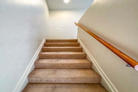 Photo of property in 7/78 Fernhill Way, Oteha, Auckland, 0632