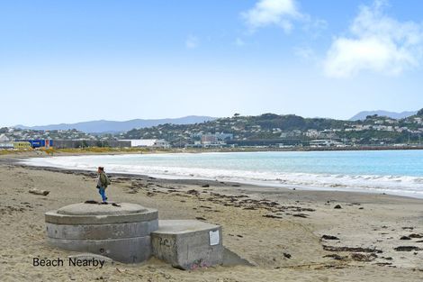 Photo of property in 218u8 Onepu Road, Lyall Bay, Wellington, 6022